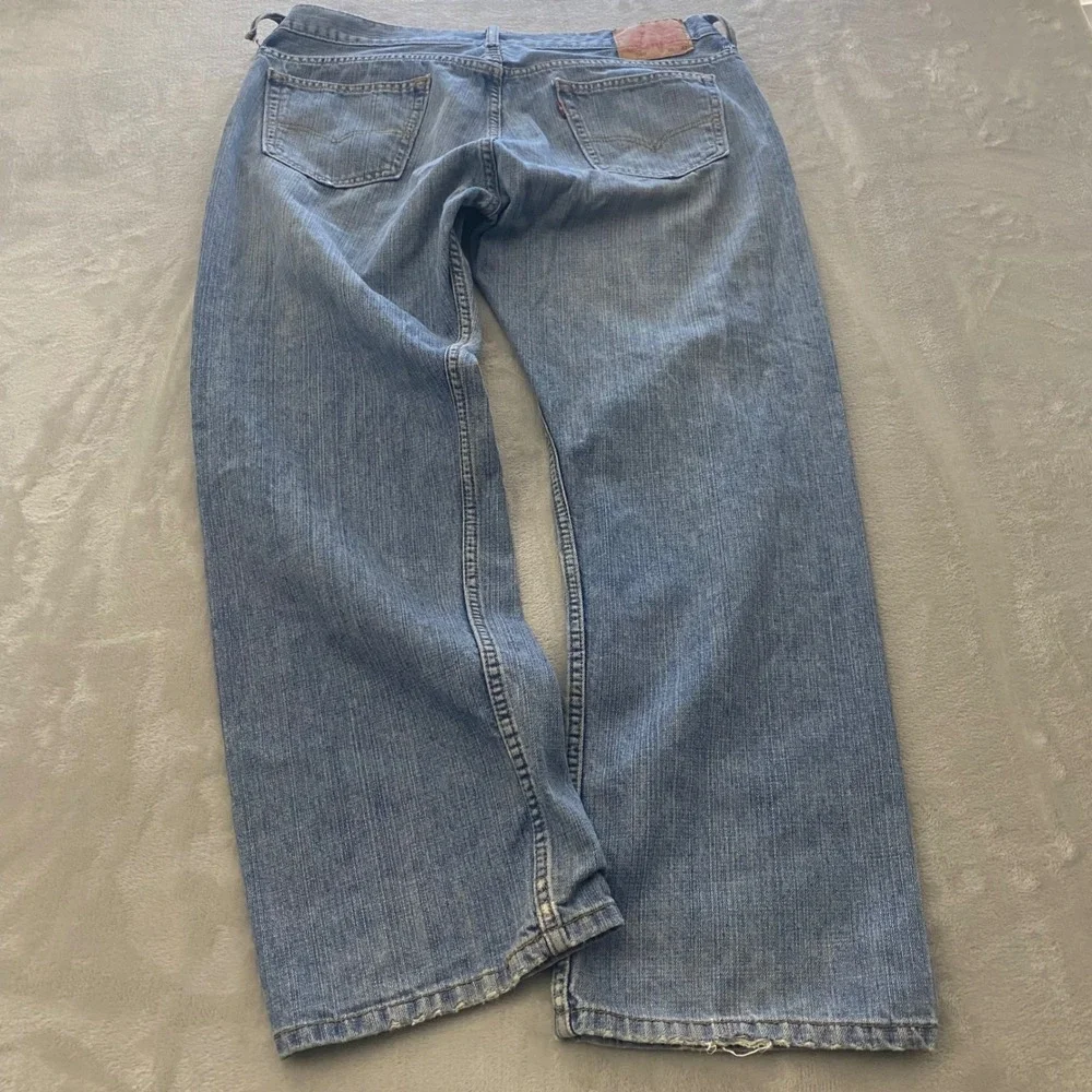 Levis 569 Loose Straight Leg Jeans Mens 36x32 Blue Medium Wash Distressed Denim